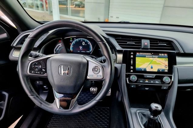 Honda Civic cena 68900 przebieg: 41961, rok produkcji 2018 z Bogatynia małe 277